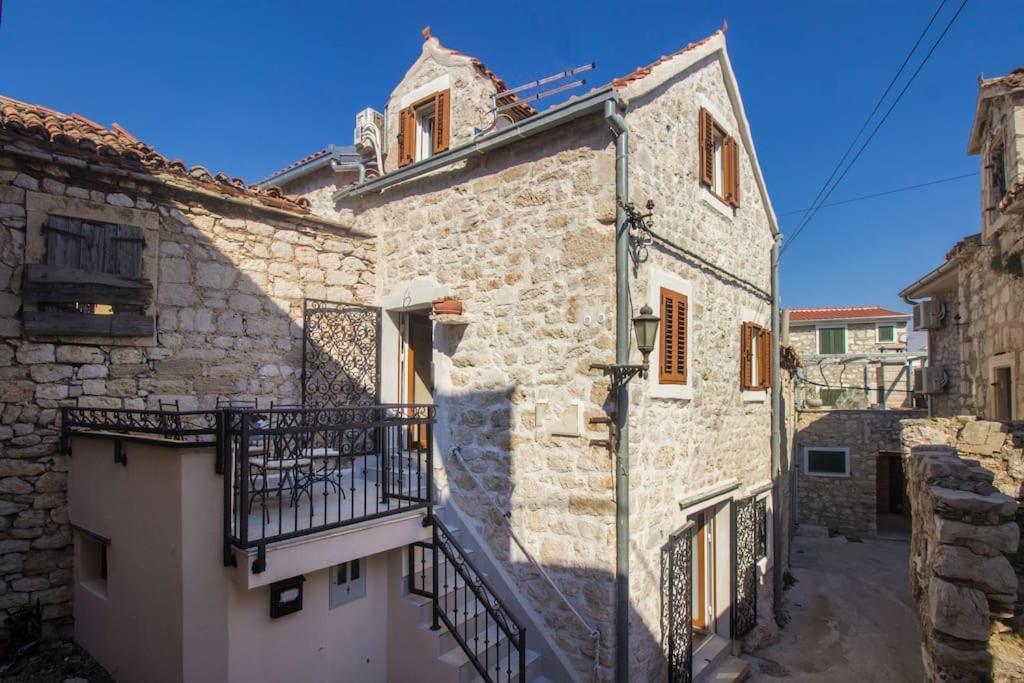 Tribalj Captain'S Lodge מראה חיצוני תמונה